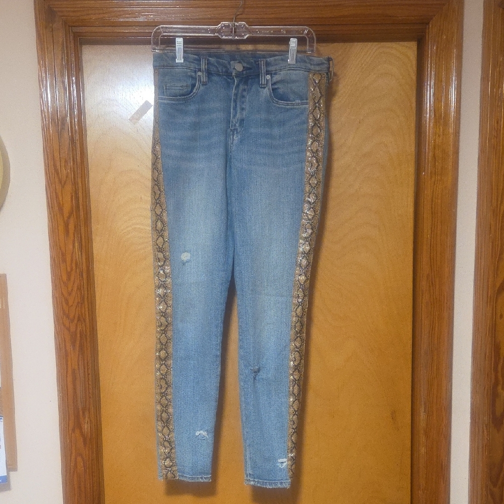 Blank NYC Blue Jeans with Snake Print Accent Size 27